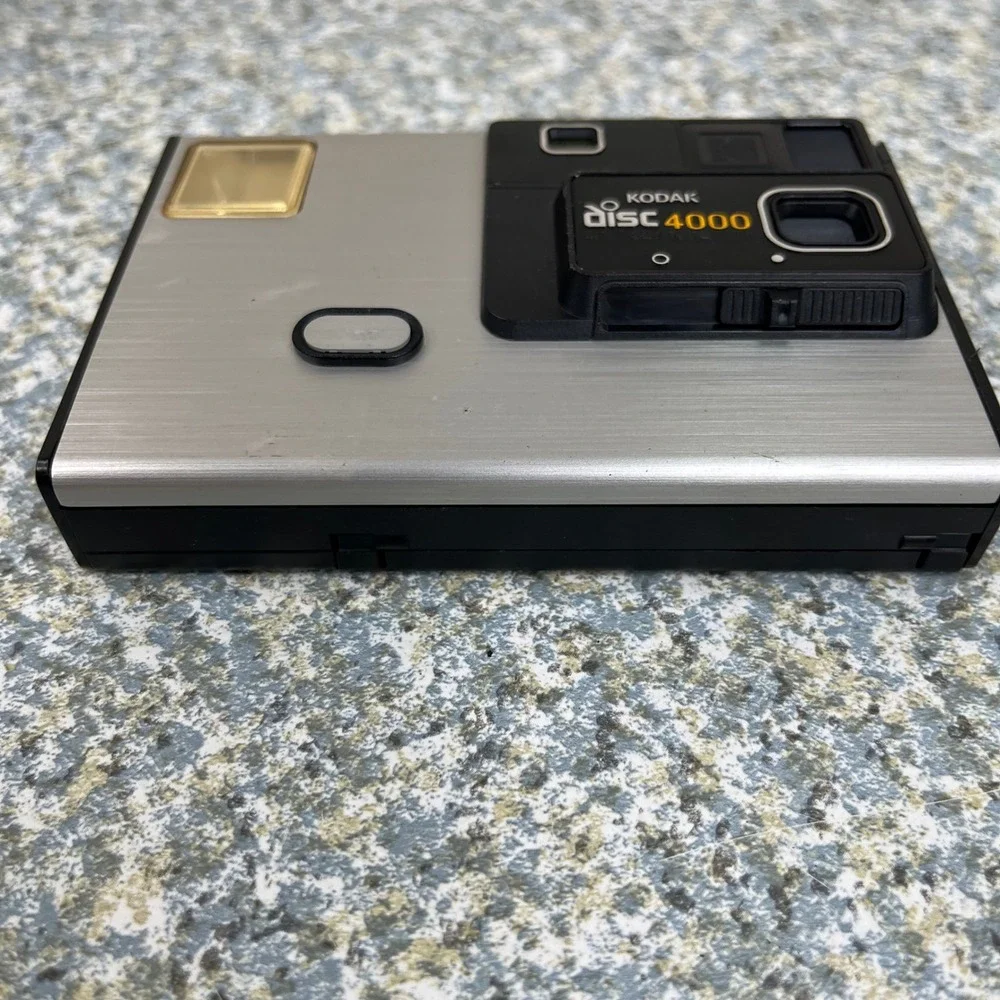 Kodak Disc 4000 Camera Silver Black Vintage Point and Shoot Built-in Flash 1980s